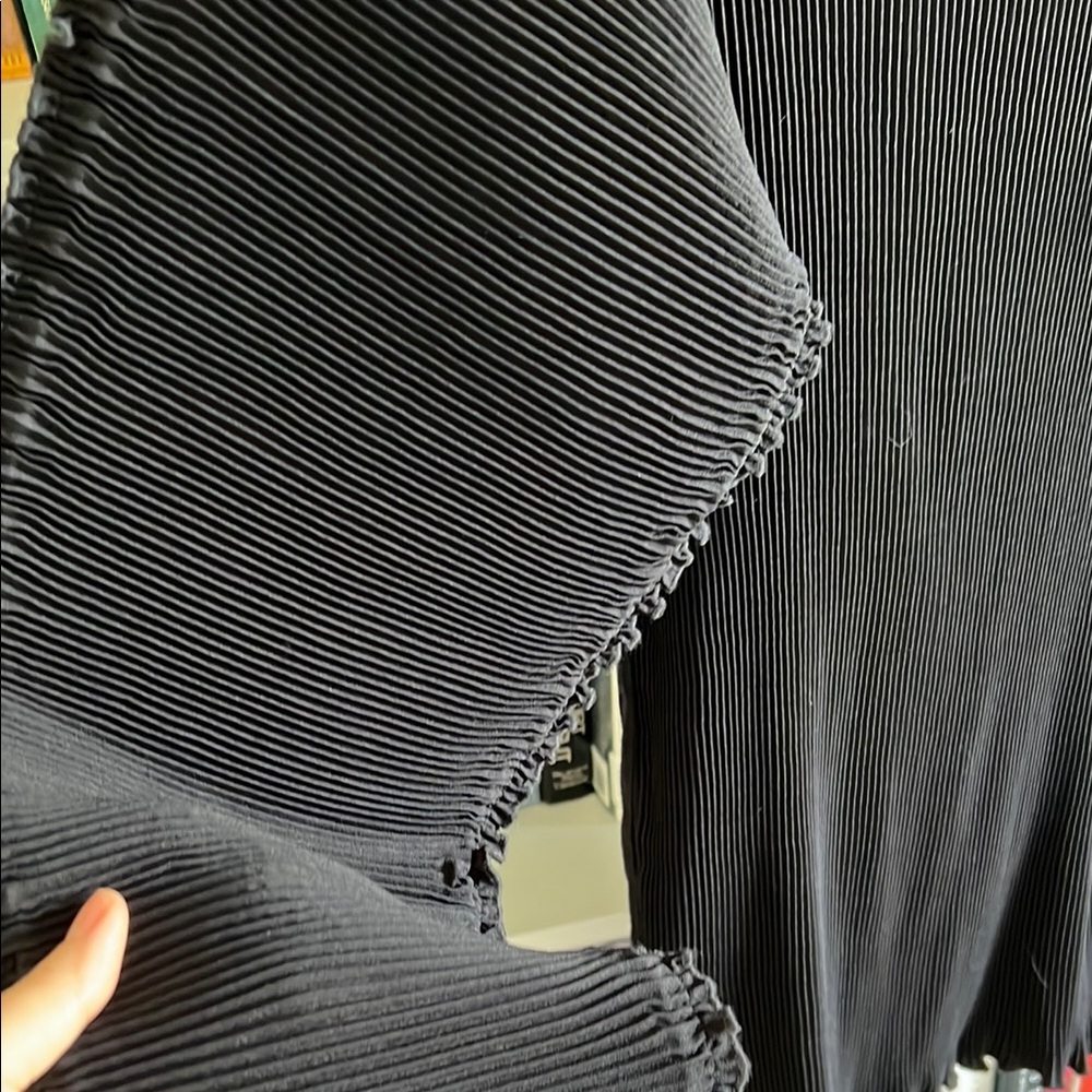 Toteme Black Gathered Azores Plisse Top xs - Picture 6 of 7